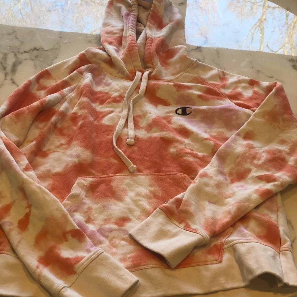 Tie-dye sweatshirt